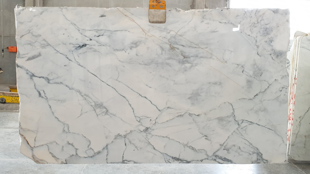 White Marble with green veining slab