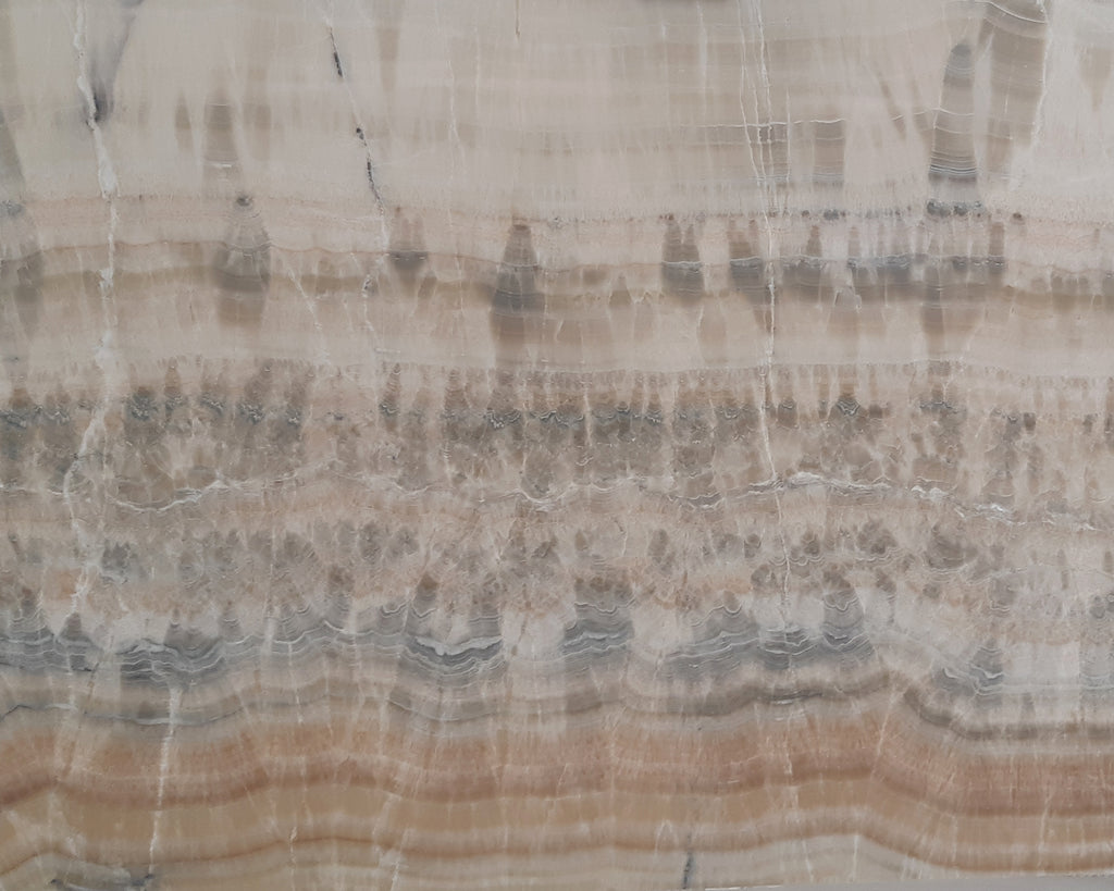 Beige Onyx with orange and blue veining