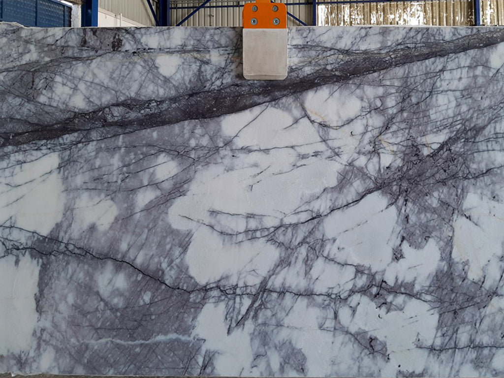White & gray marble with purple veining slab