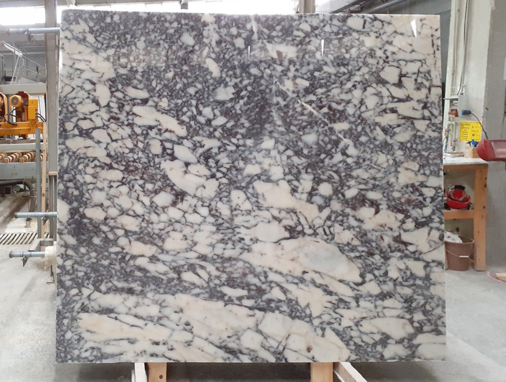 White marble with purple veining slab